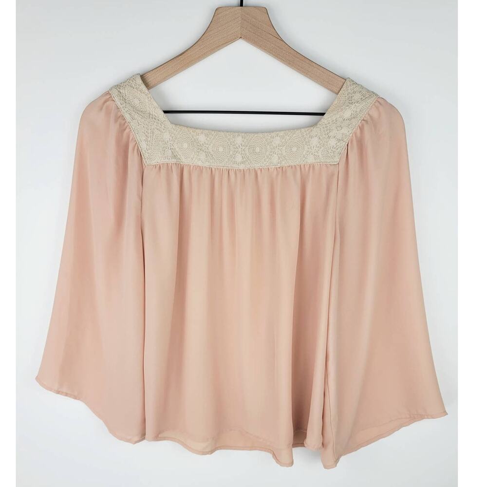 EUC Flying Tomato Boho Embroidered Blouse - Small - Picture 2 of 5